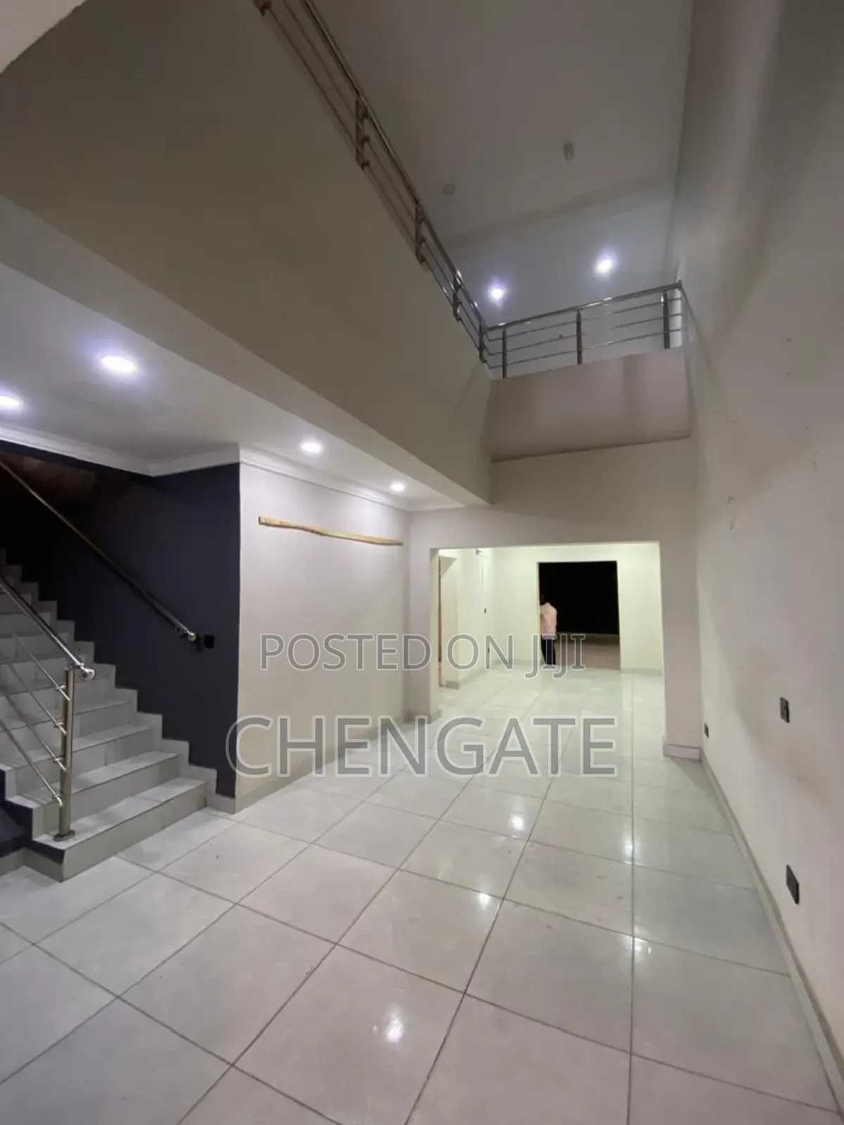 5bdrm Duplex in Victoria Park Estate, Lekki Expressway for sale in Lekki Expressway