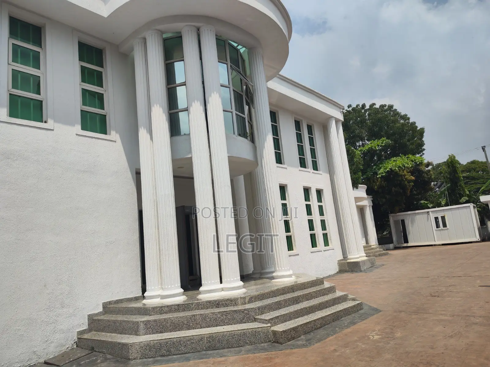 5bdrm Duplex in Asokoro for sale in Asokoro