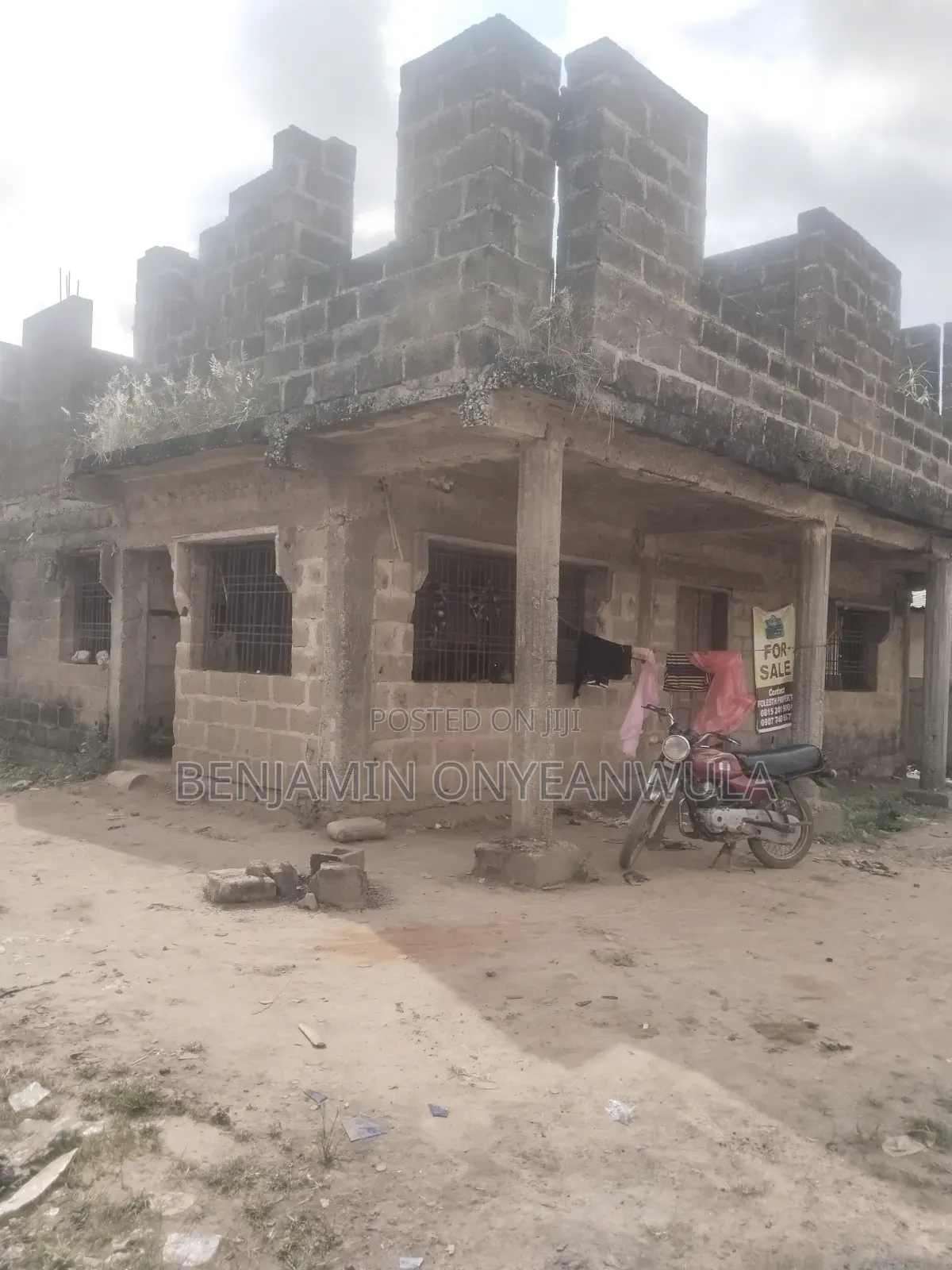 20bdrm Block of Flats in Mosafeyito Estate, Obafemi-Owode for sale in Obafemi-Owode