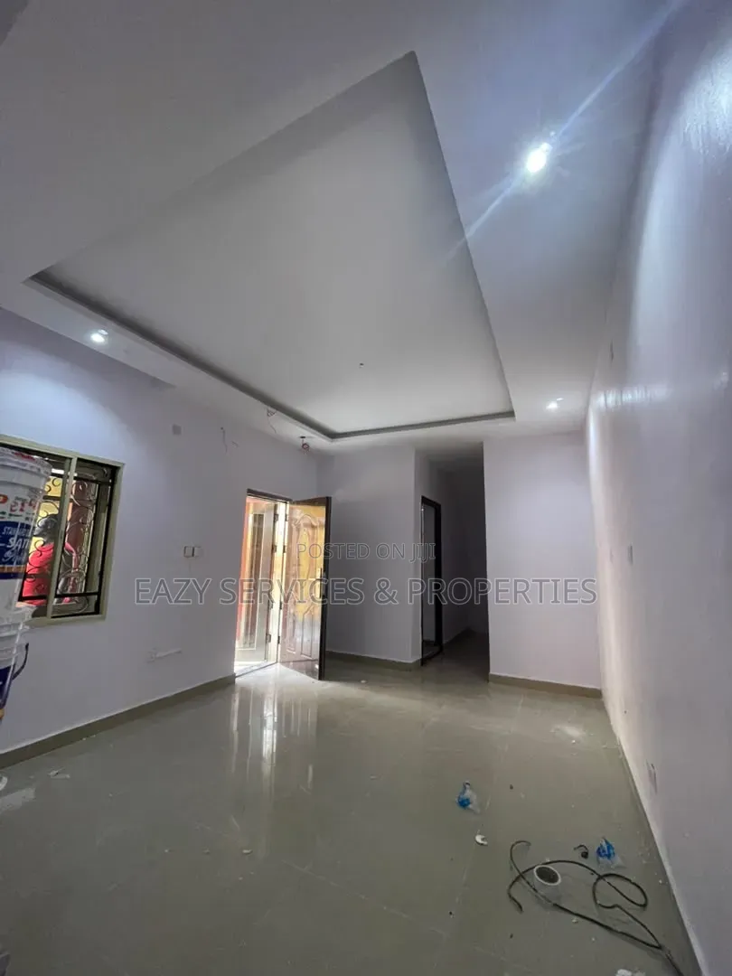 2bdrm Apartment in Gated And Secured, Lekki Phase 1 for rent in Lekki Phase 1