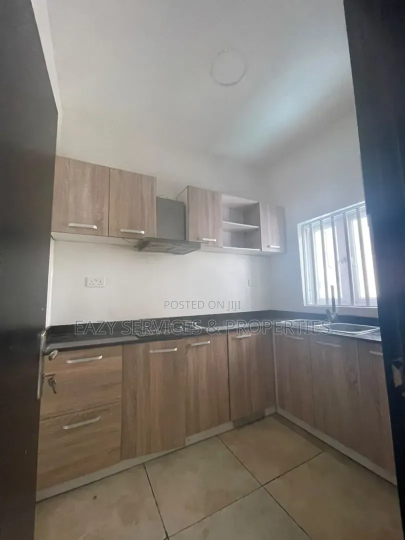 2bdrm Apartment in Gated And Secured, Osapa london for rent in Osapa london