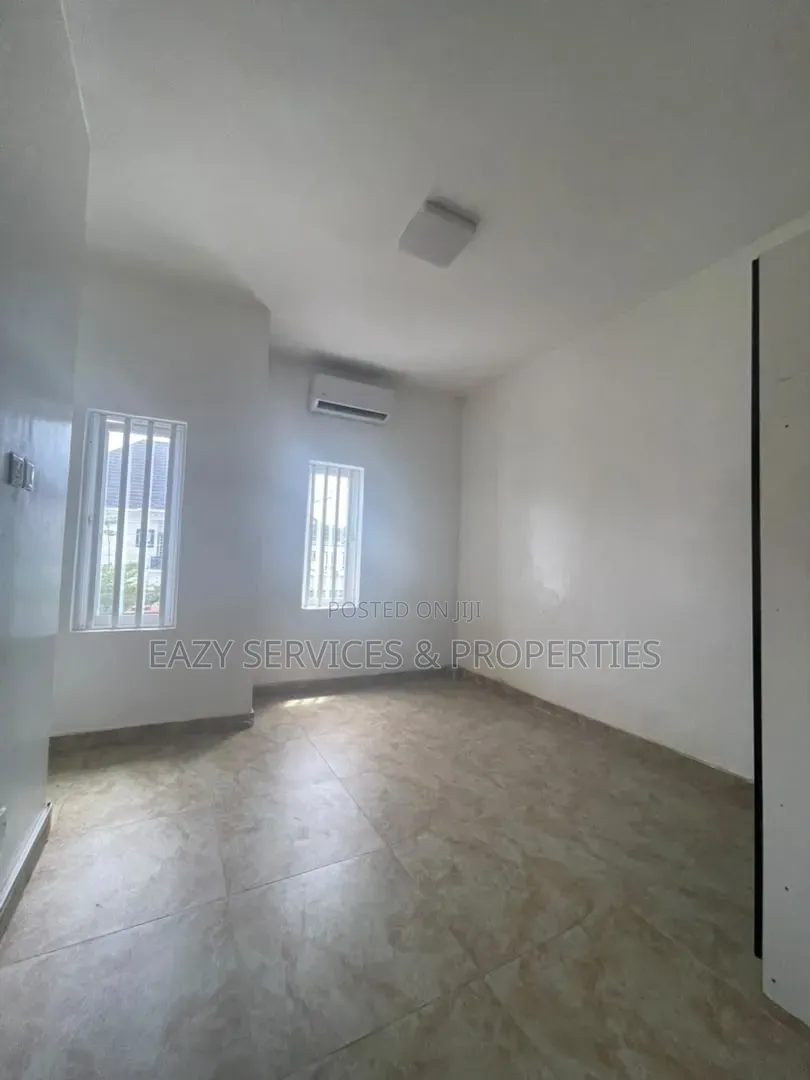 2bdrm Apartment in Gated And Secured, Osapa london for rent in Osapa london
