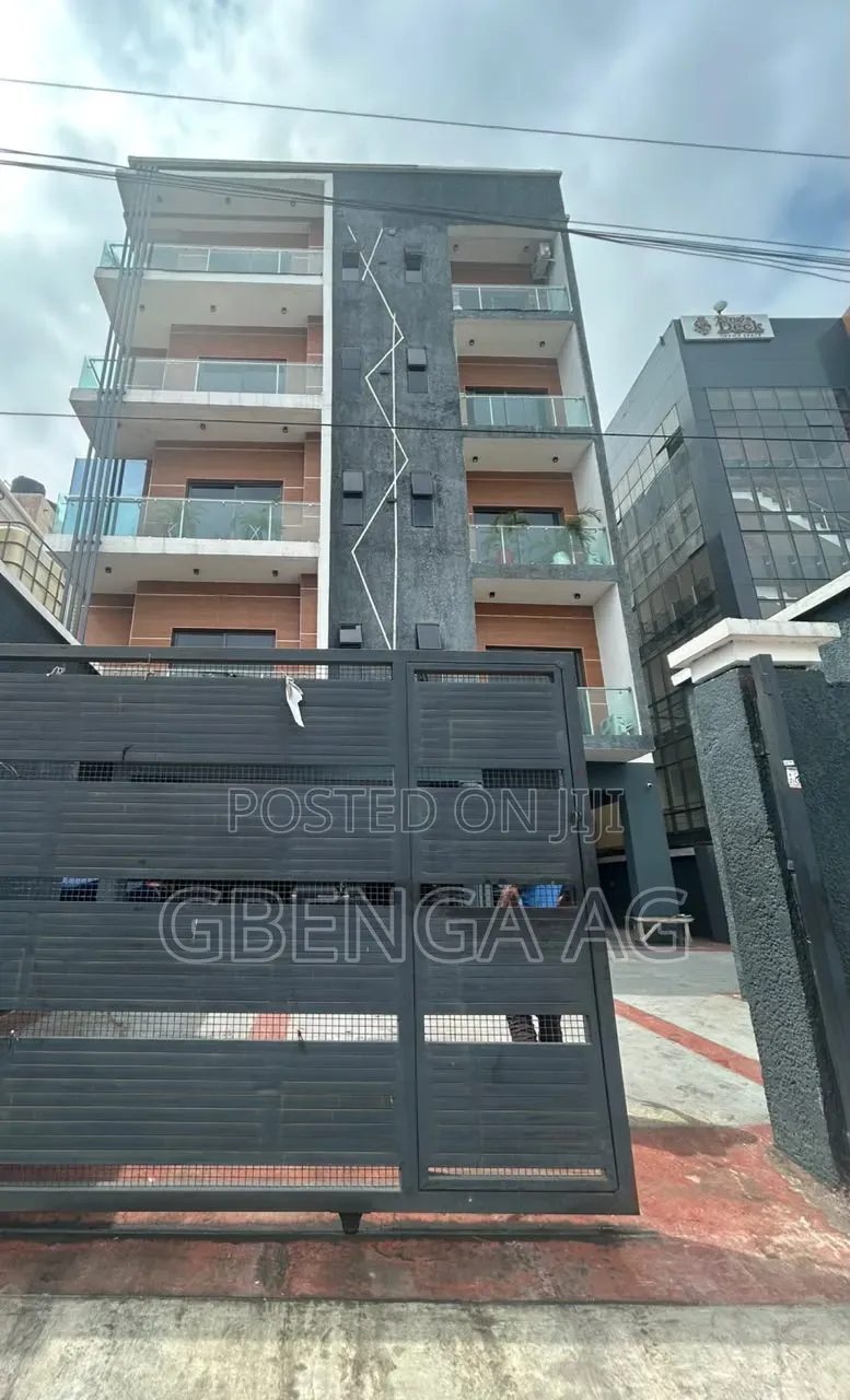 2bdrm Apartment in Chevron for sale in Chevron