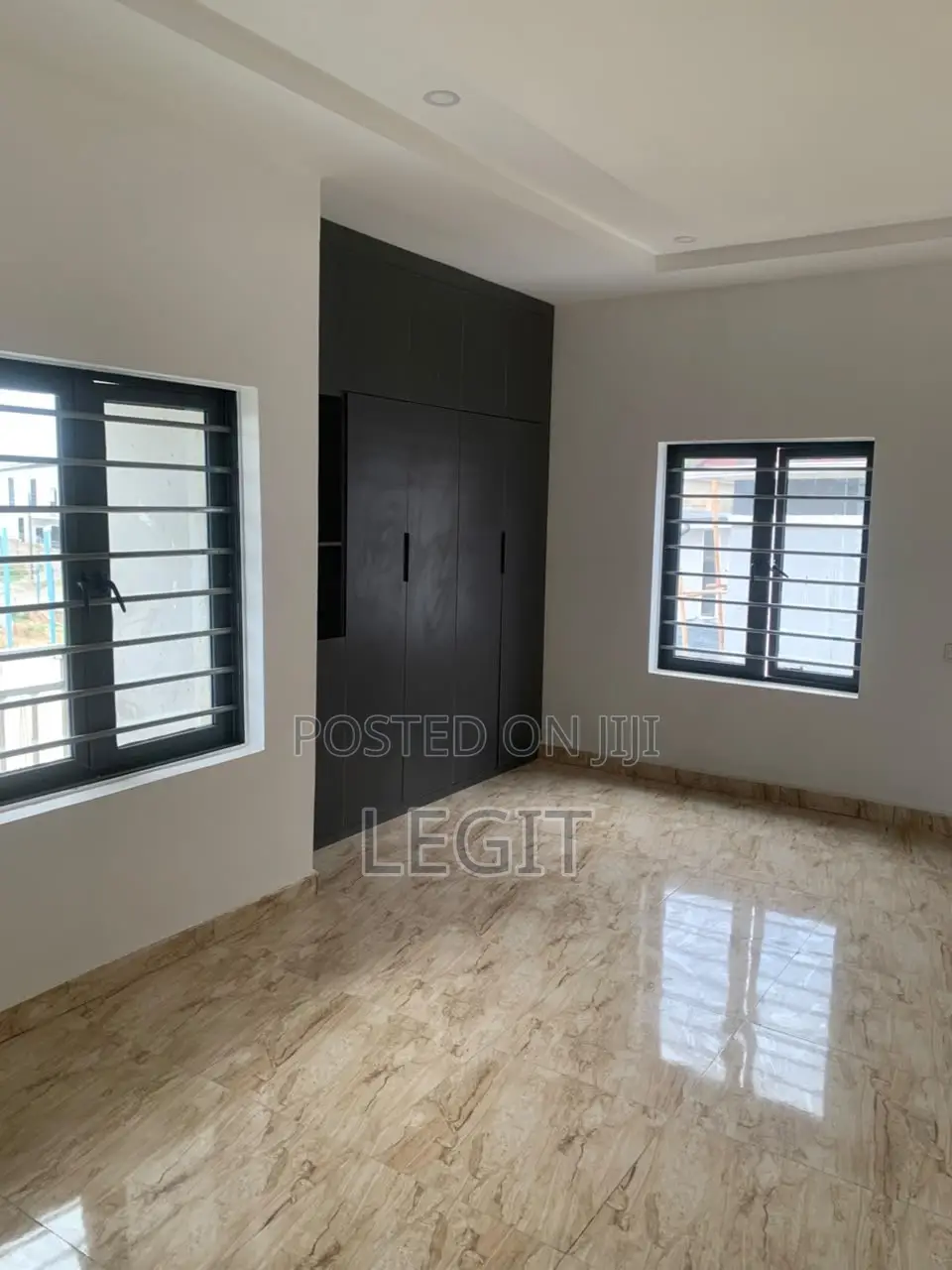 3bdrm Block of Flats in Lugbe District for sale in Lugbe District