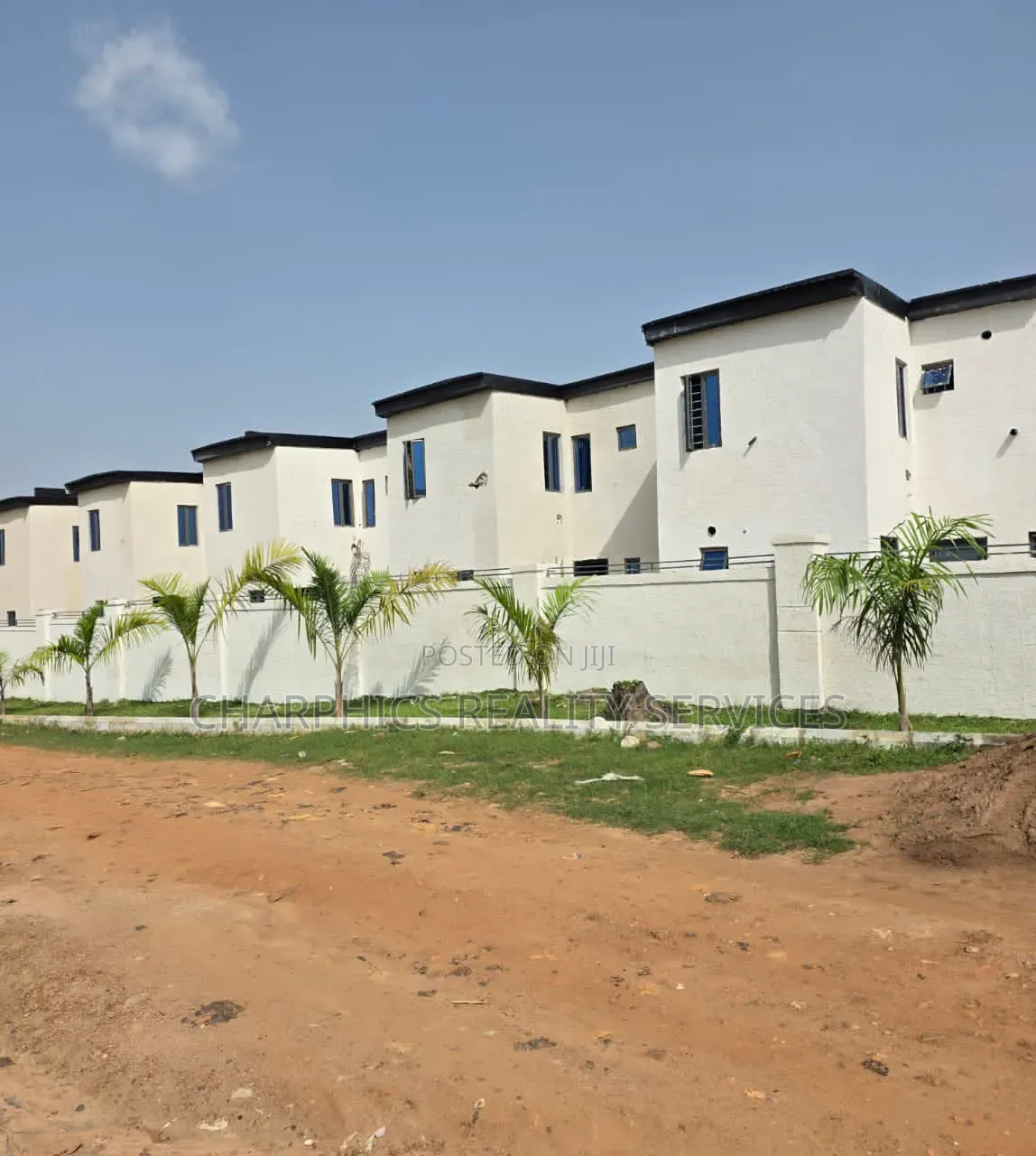 4bdrm Duplex in Gaduwa for sale in Gaduwa