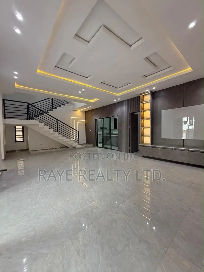 5bdrm Duplex in Ikeja for sale in Ikeja
