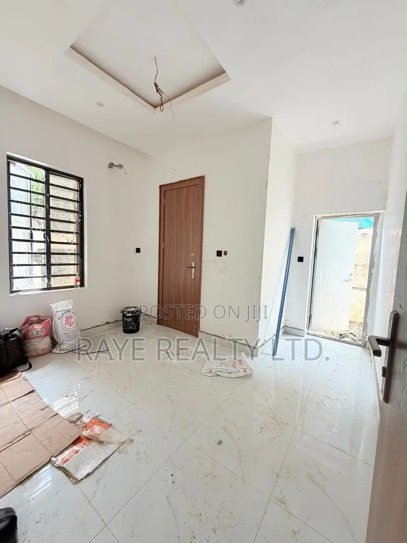 4bdrm Duplex in Adeniyi Jones for sale in Adeniyi Jones