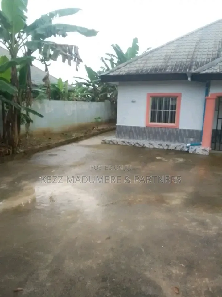 3bdrm Bungalow in Off Idoro Road , By for sale in Uyo