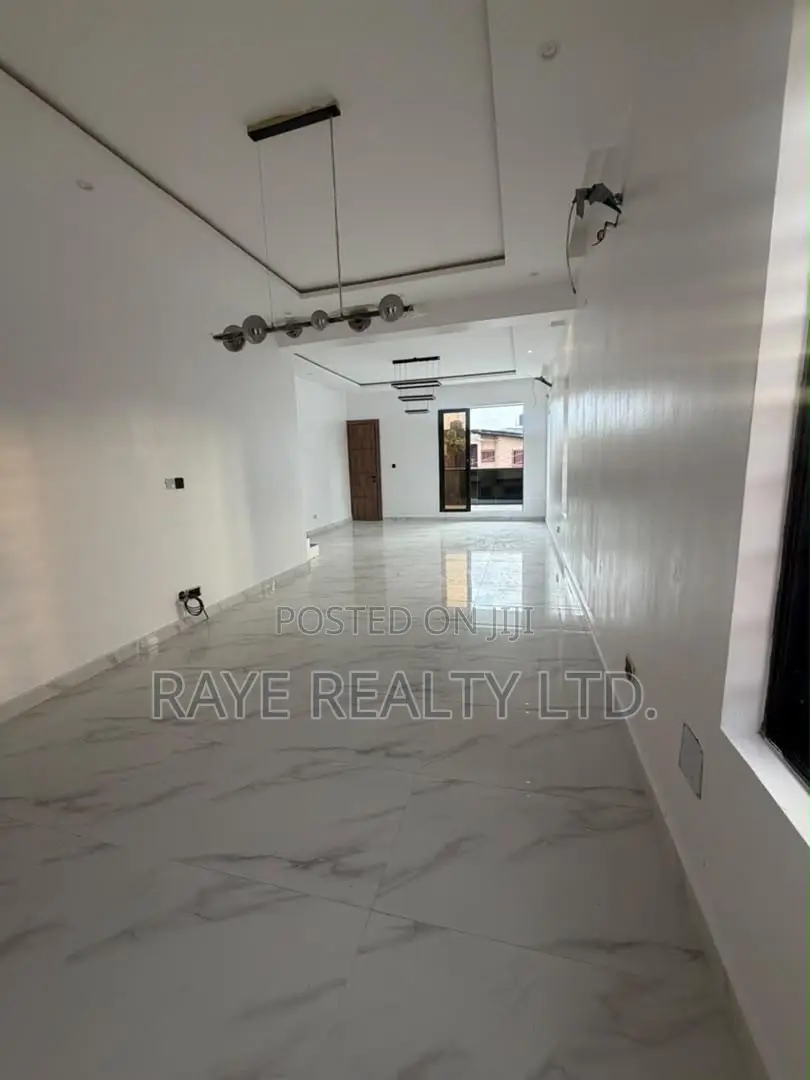 4bdrm Duplex in Adeniyi Jones for sale in Adeniyi Jones