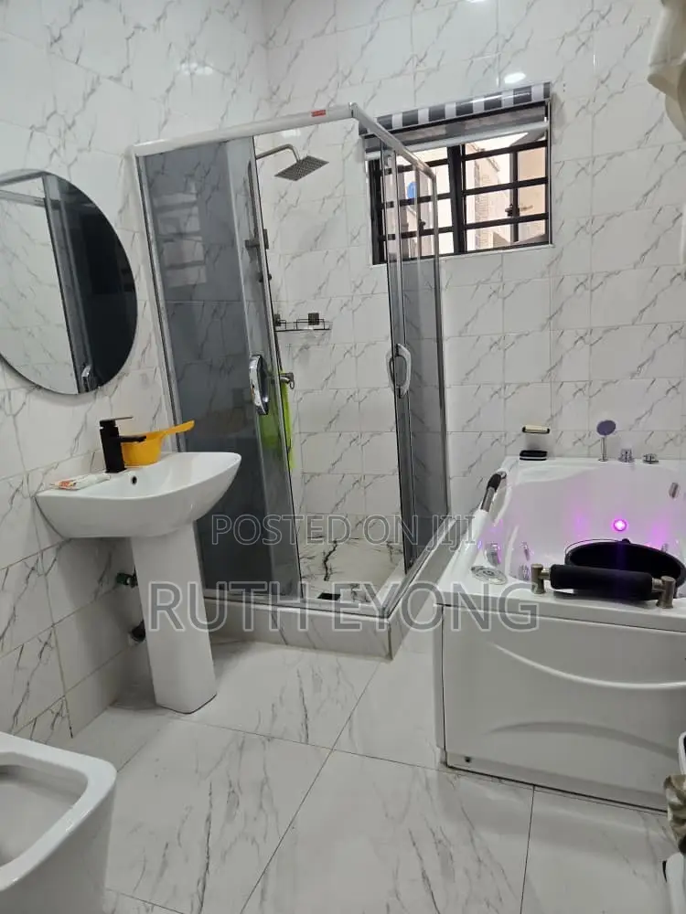 4bdrm Townhouse / Terrace in Lekki Phase 2 for rent in Lekki Phase 2