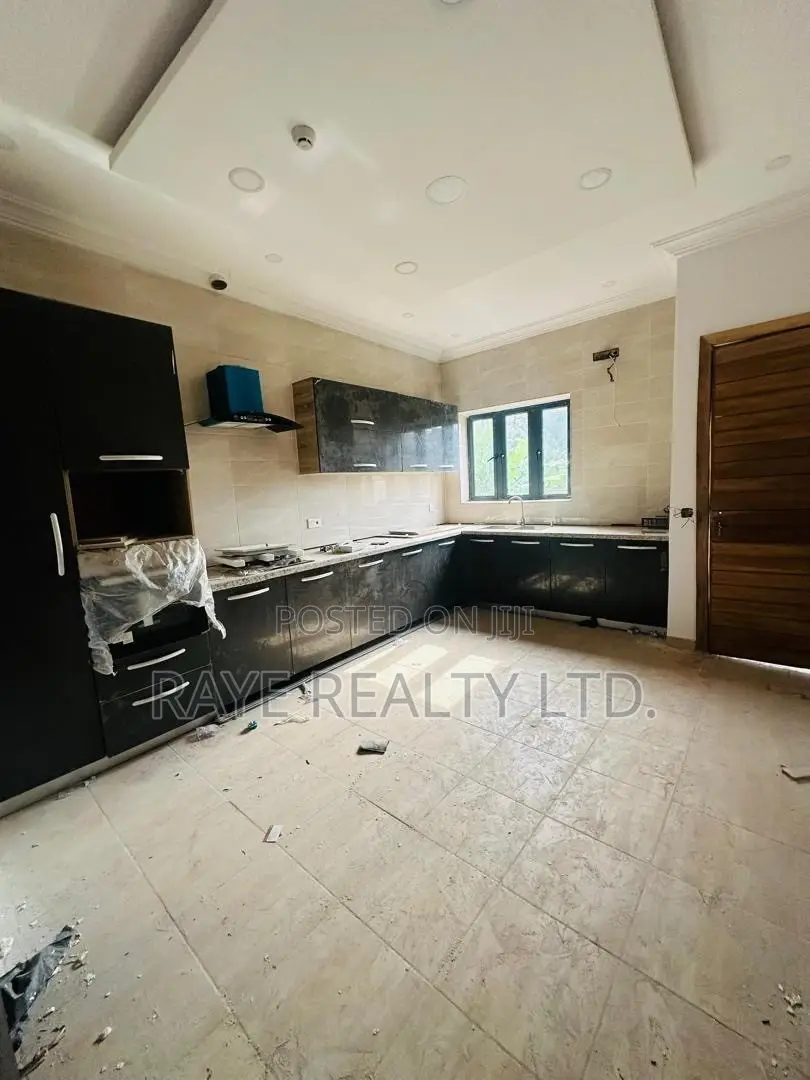 4bdrm Duplex in Ikeja GRA for sale in Ikeja GRA