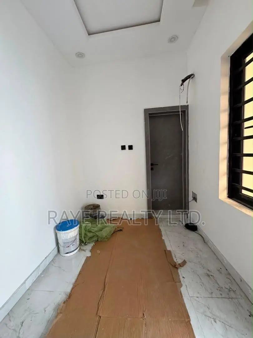 4bdrm Duplex in Gbagada for sale in Gbagada