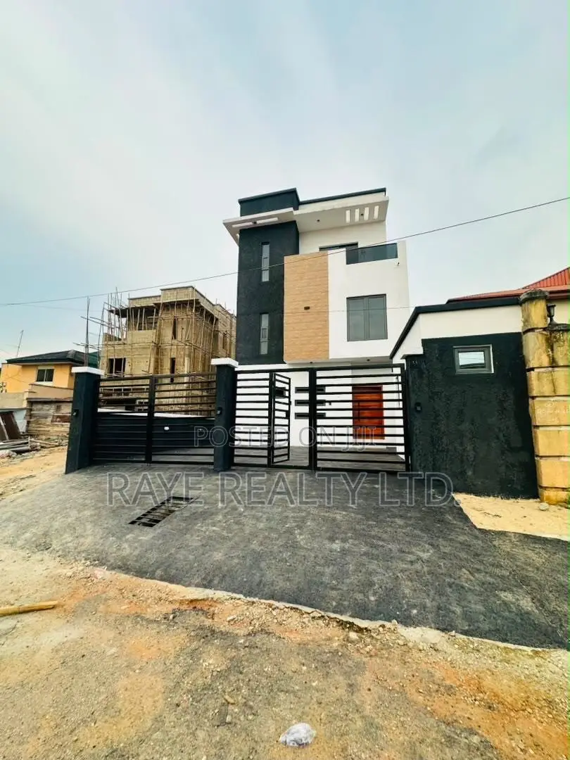 5bdrm Duplex in Gbagada for sale in Gbagada