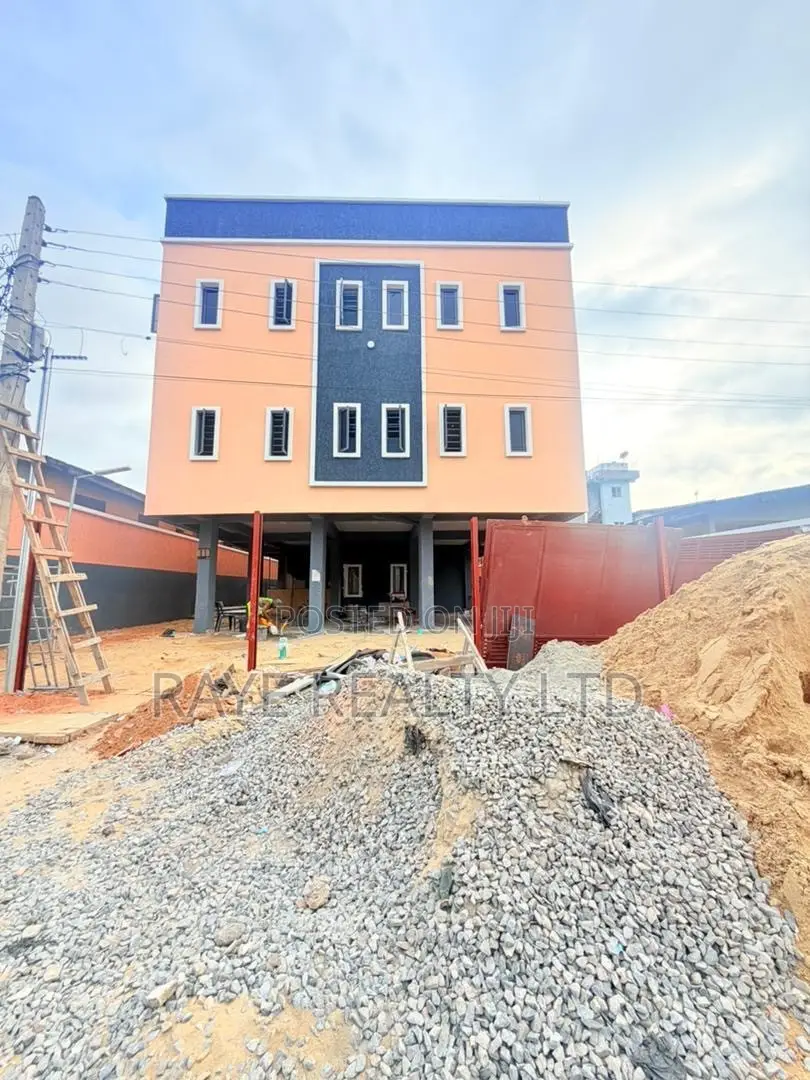 3bdrm Apartment in Gbagada for sale in Gbagada