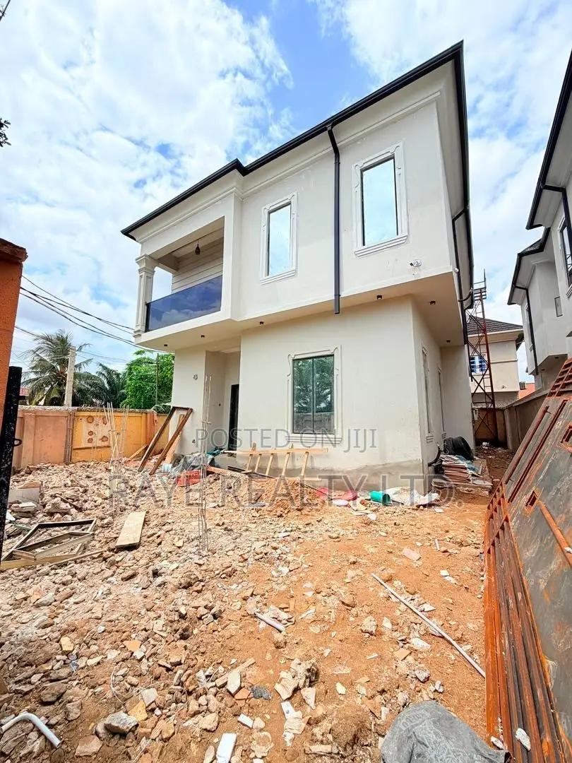 4bdrm Duplex in Gbagada for sale in Gbagada