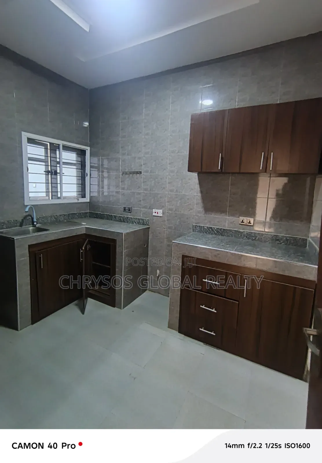 3bdrm Block of Flats in Okebadan Estate for rent in Akobo