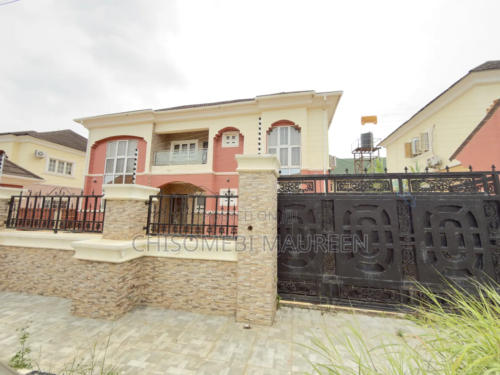 5bdrm Duplex in Gaduwa for sale in Gaduwa
