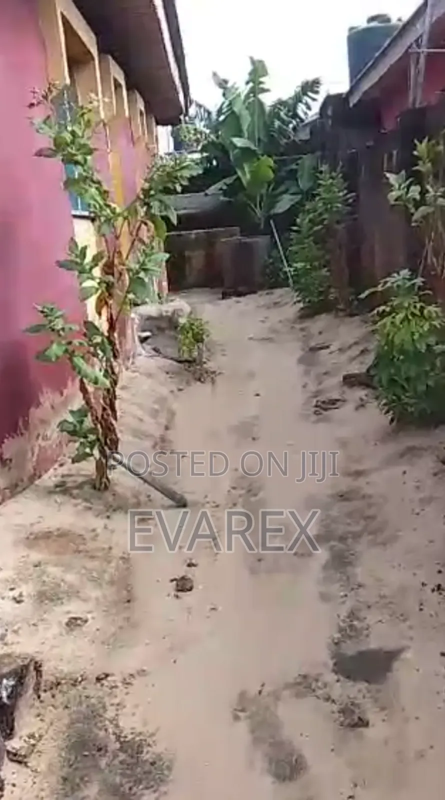 7bdrm Block of Flats in Iba / Ojo for sale in Iba / Ojo