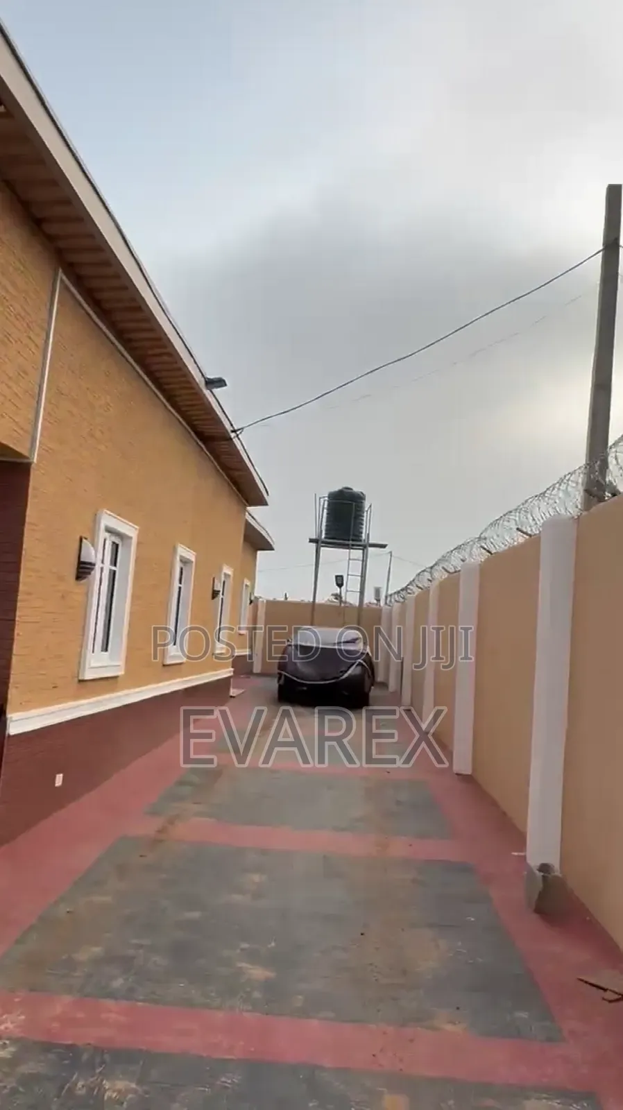 4bdrm Block of Flats in Agbara-Igbesan for sale in Agbara-Igbesan