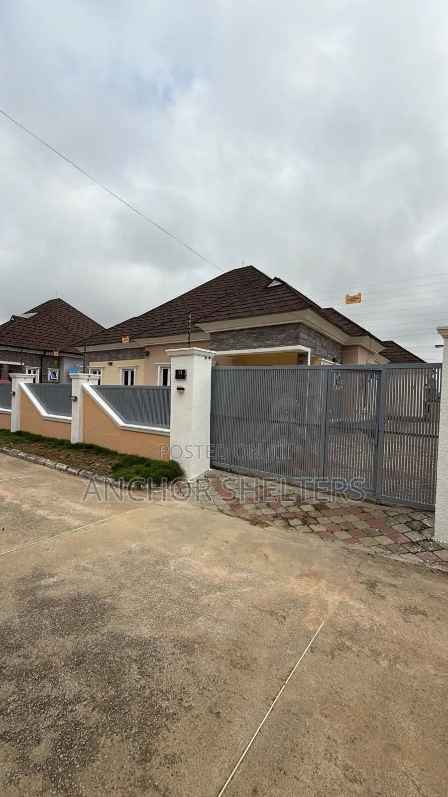 Furnished 3bdrm Bungalow in Along Voice Of, FHA for rent in FHA