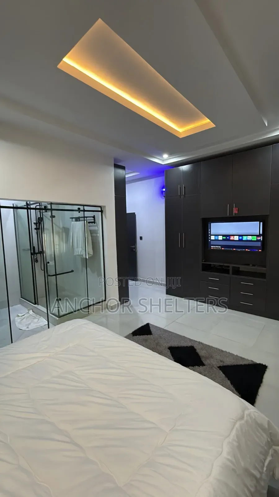 Furnished 3bdrm Bungalow in Along Voice Of, FHA for rent in FHA