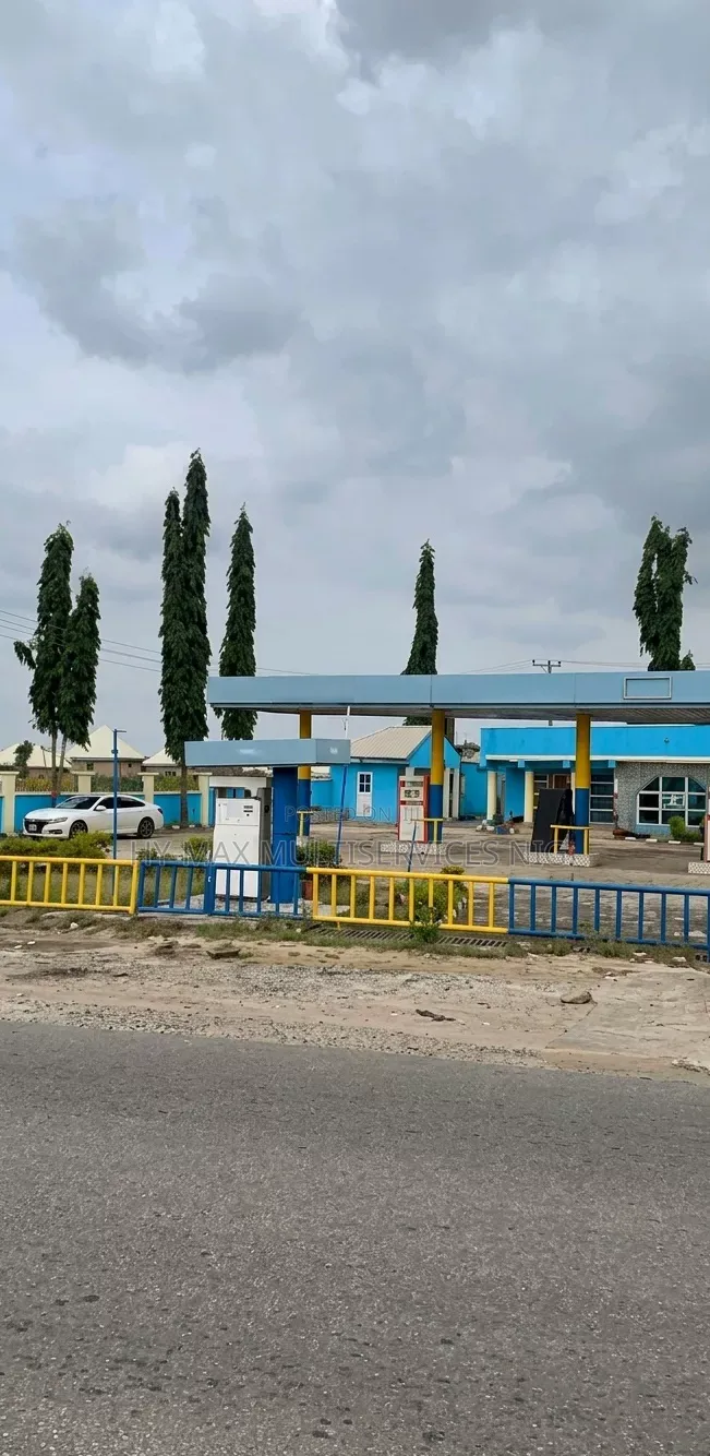Strategic Filling Station for Lease in Karu/Kashi Expressway, Abuja in Karu