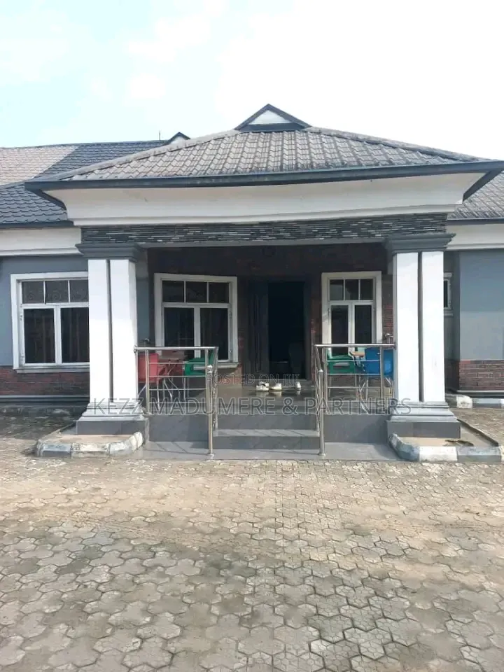 4bdrm Bungalow in Umuebulu 1 Oyigbo for sale in Oyigbo
