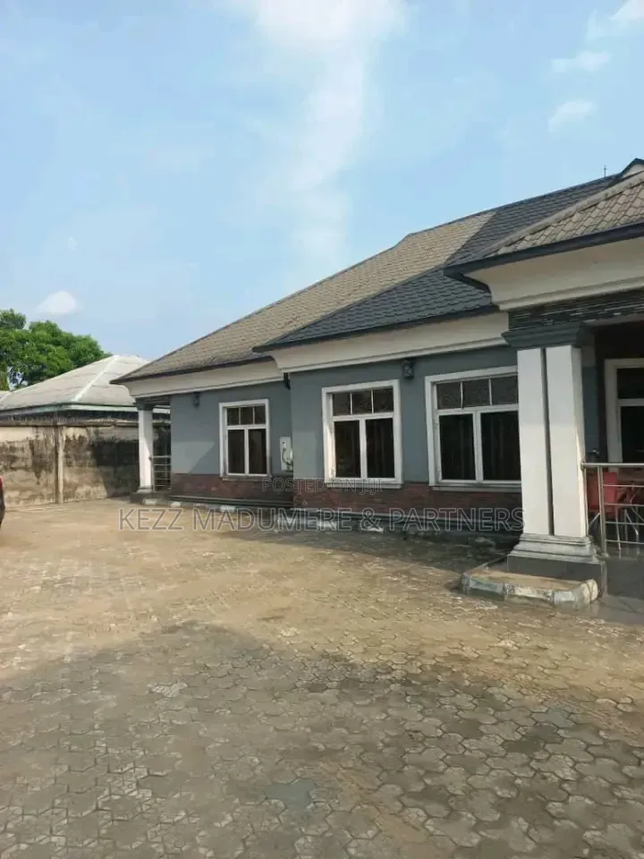 4bdrm Bungalow in Umuebulu 1 Oyigbo for sale in Oyigbo