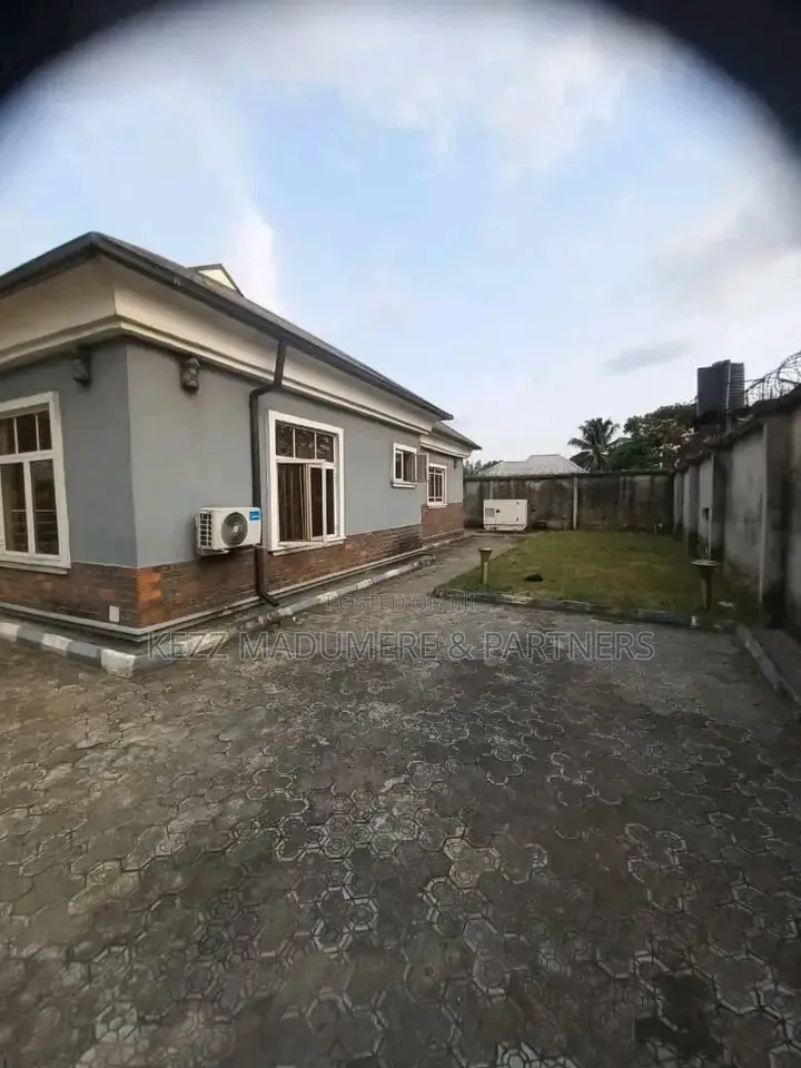 4bdrm Bungalow in Umuebulu 1 Oyigbo for sale in Oyigbo