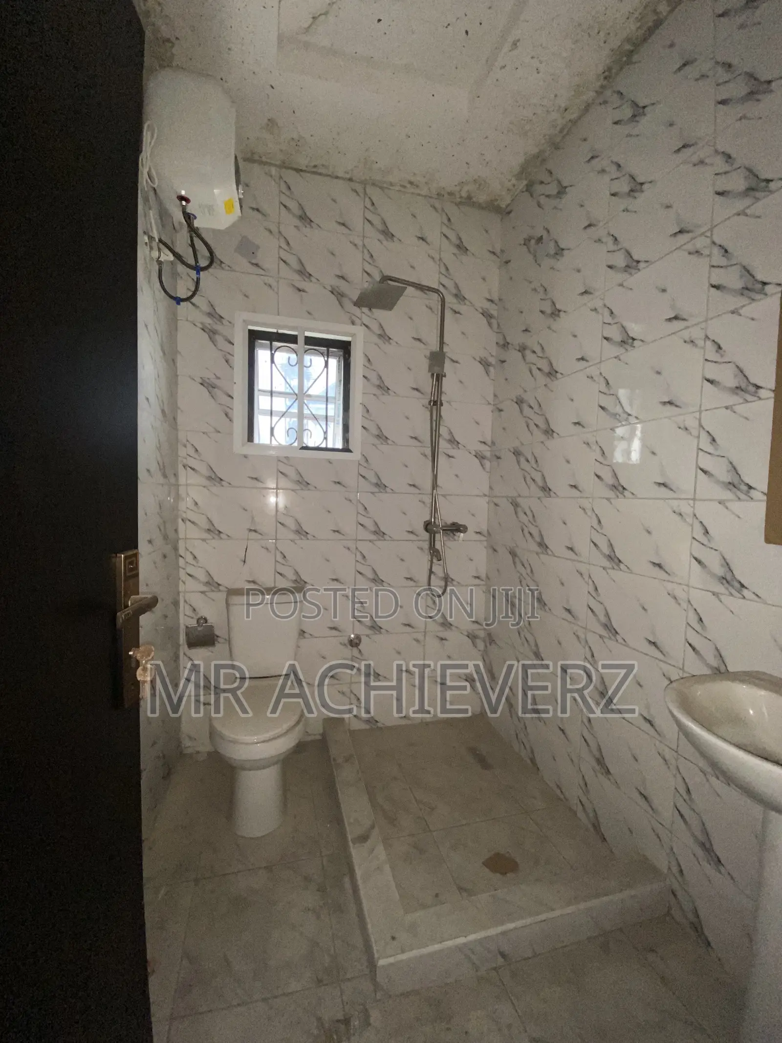 3bdrm Block of Flats in Shell Cooprative, Obio-Akpor for rent in Obio-Akpor