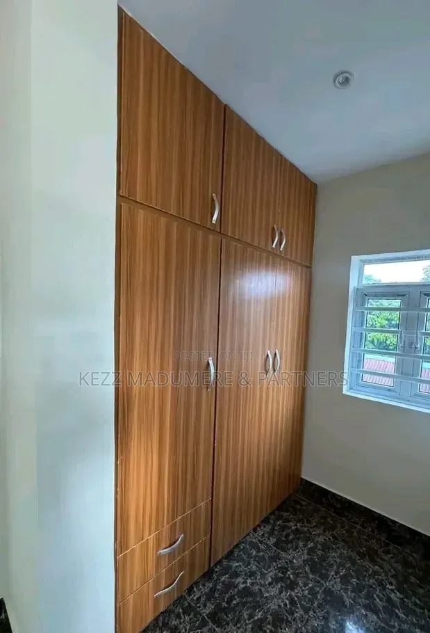4bdrm Block of Flats in Ewat Housing Estate for sale in Uyo