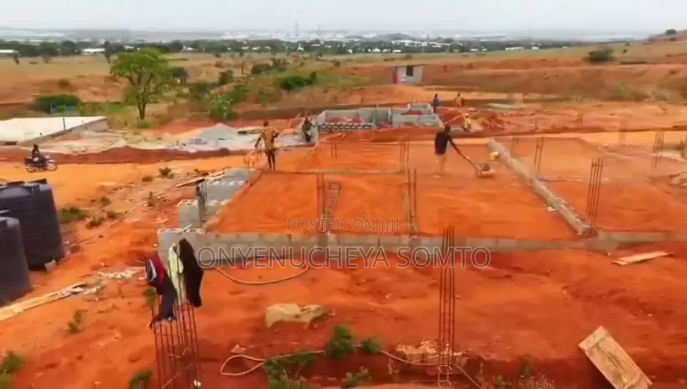 400SQM Residential Land at Dei-Dei for 4 Bedroom Detached Duplex in Dei-Dei
