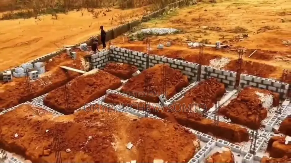 400SQM Residential Land at Dei-Dei for 4 Bedroom Detached Duplex in Dei-Dei