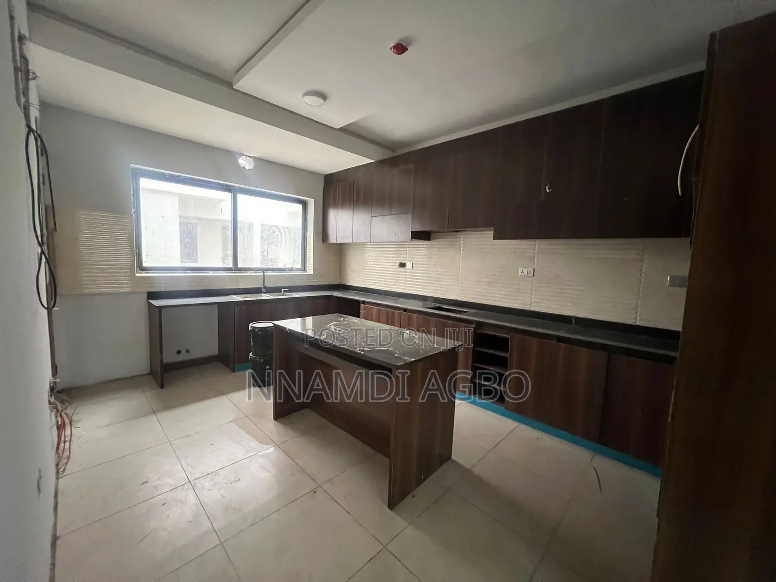 4bdrm Duplex in Lekki Phase 1 for rent in Lekki Phase 1