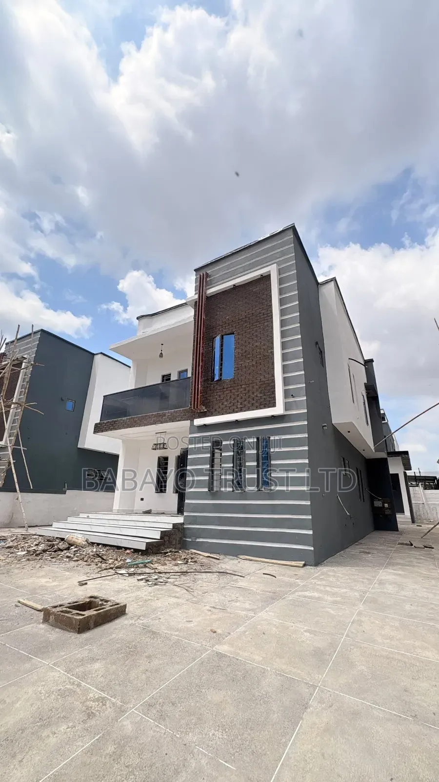 4bdrm Duplex in Oyo / Oyo for sale in Oyo / Oyo