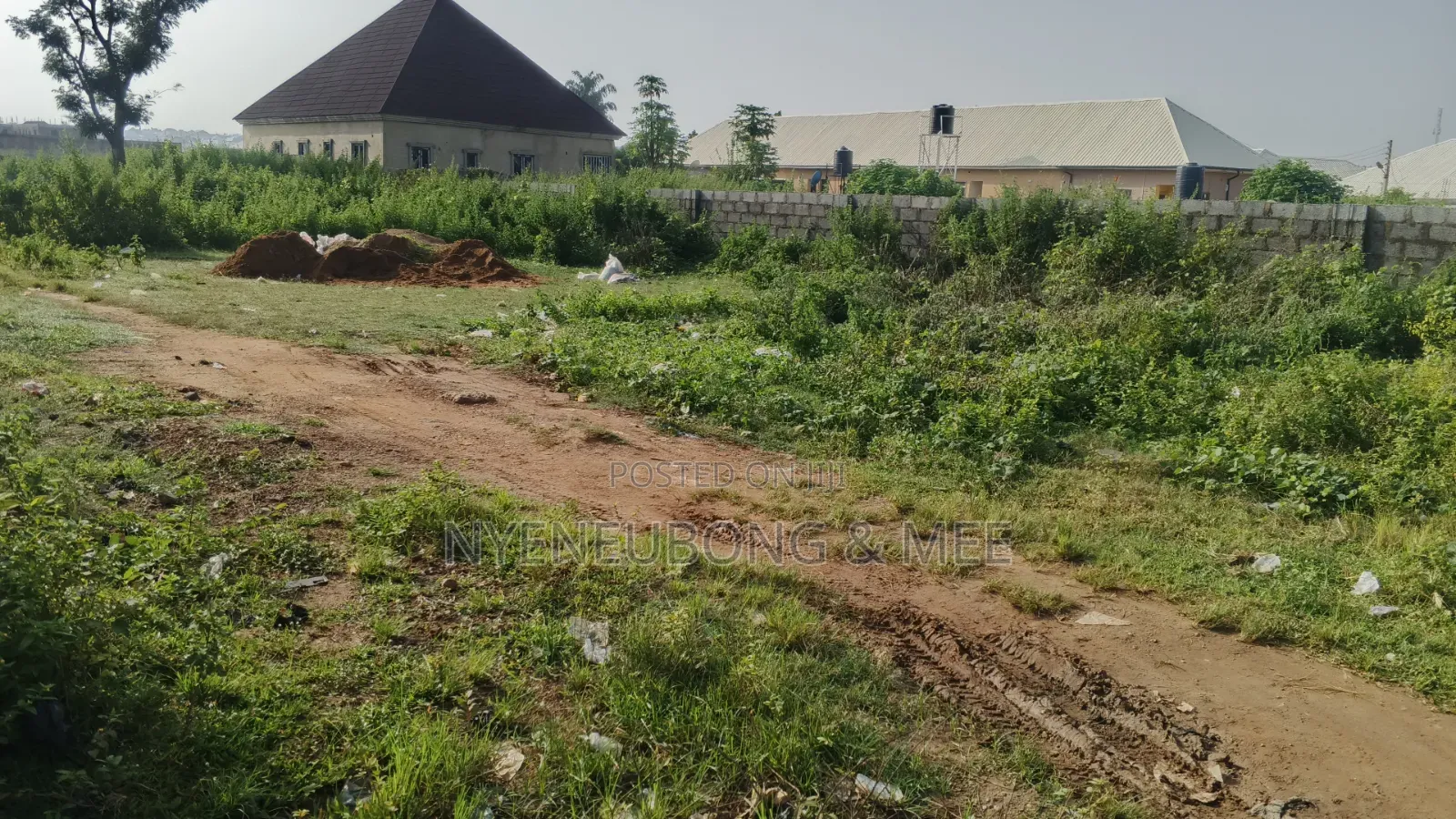 Distress Estate Land for Sale in Karu