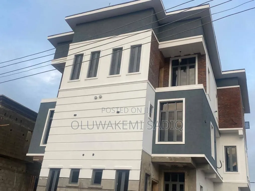 4bdrm Duplex in Isheri Opic for sale in Isheri North