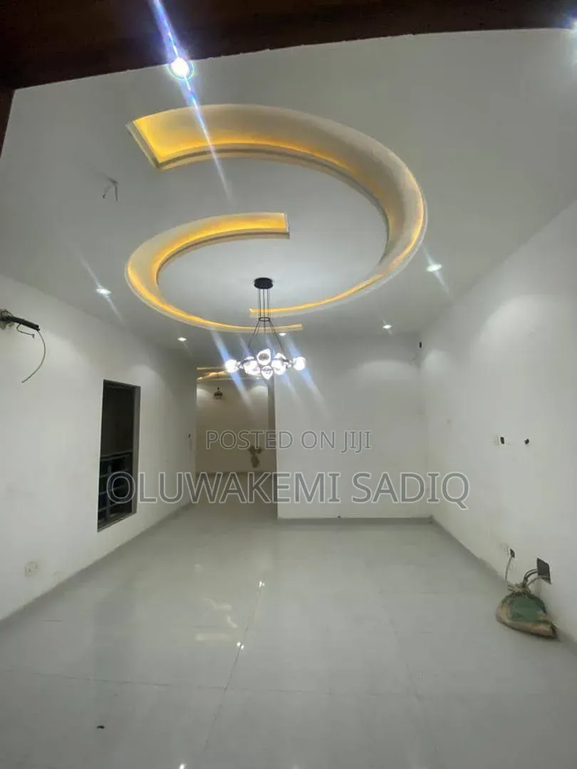 4bdrm Duplex in Isheri Opic for sale in Isheri North