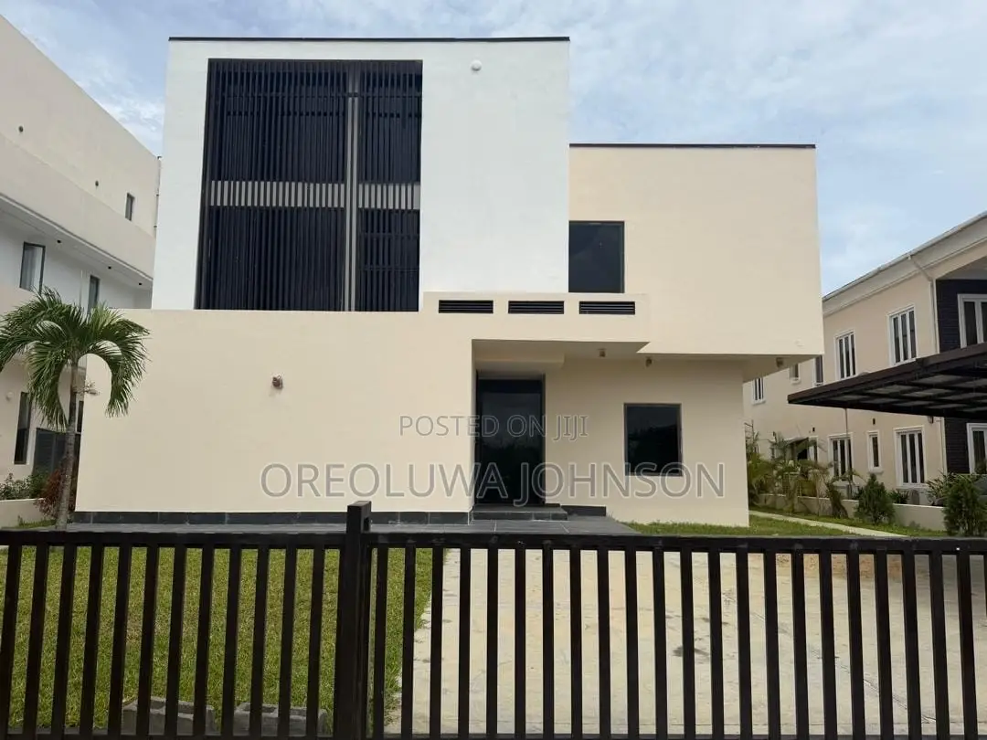 4bdrm Mansion in Lekki for sale in Lekki