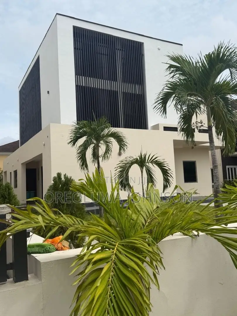 4bdrm Mansion in Lekki for sale in Lekki