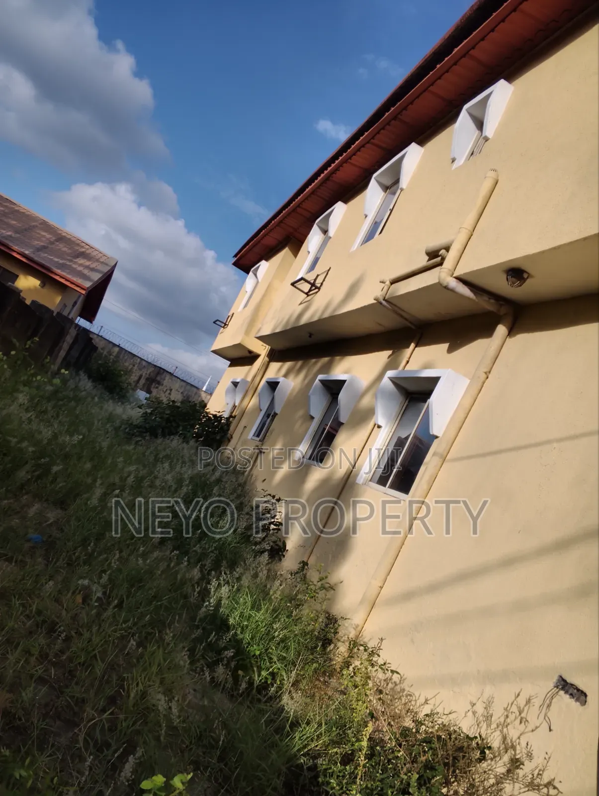 5bdrm Duplex in Love Estate After, Igbogbo for sale in Igbogbo