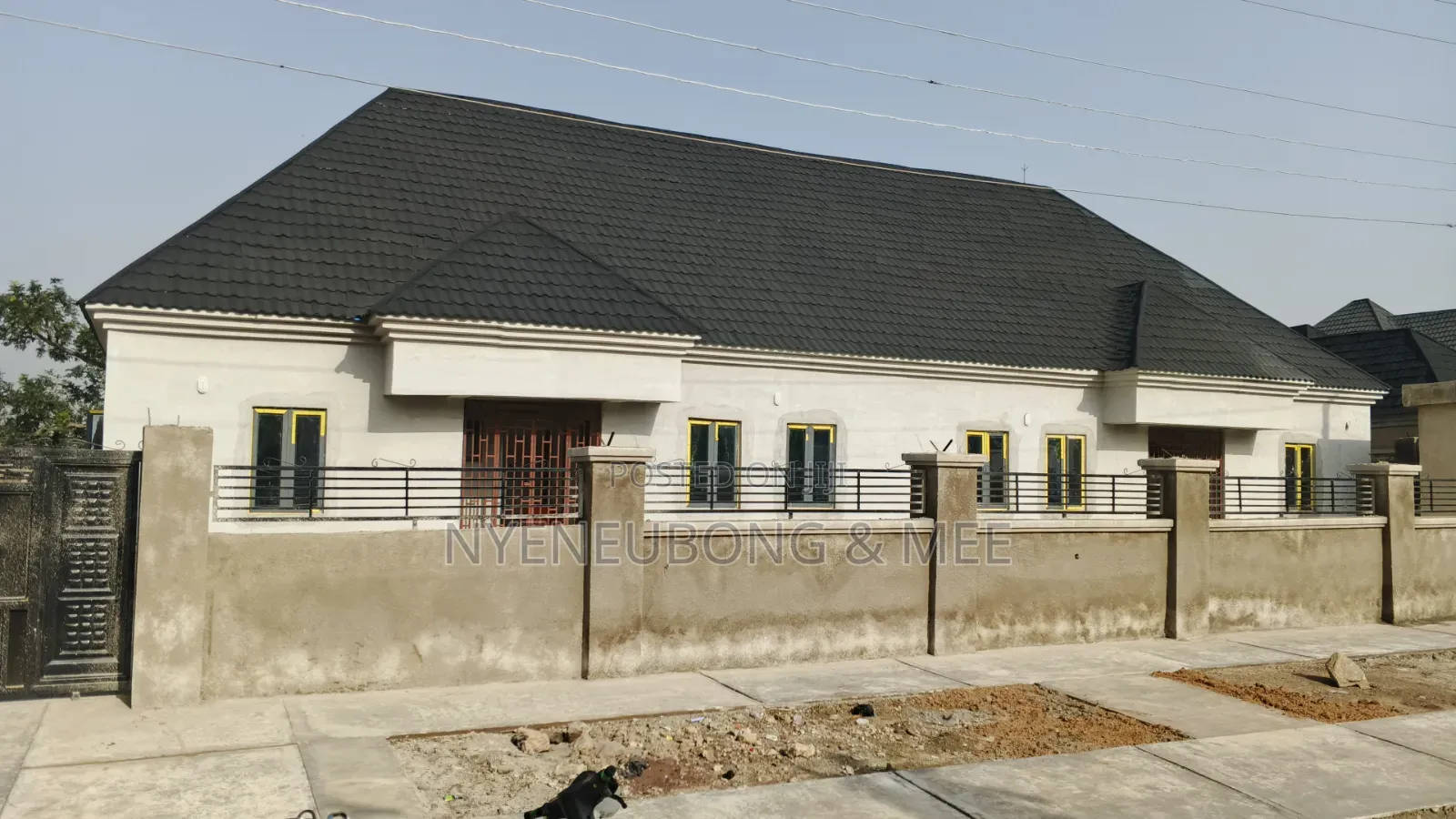 6bdrm House in Nurses Estate Phase for sale in Karu