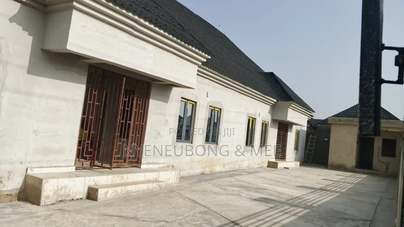 6bdrm House in Nurses Estate Phase for sale in Karu