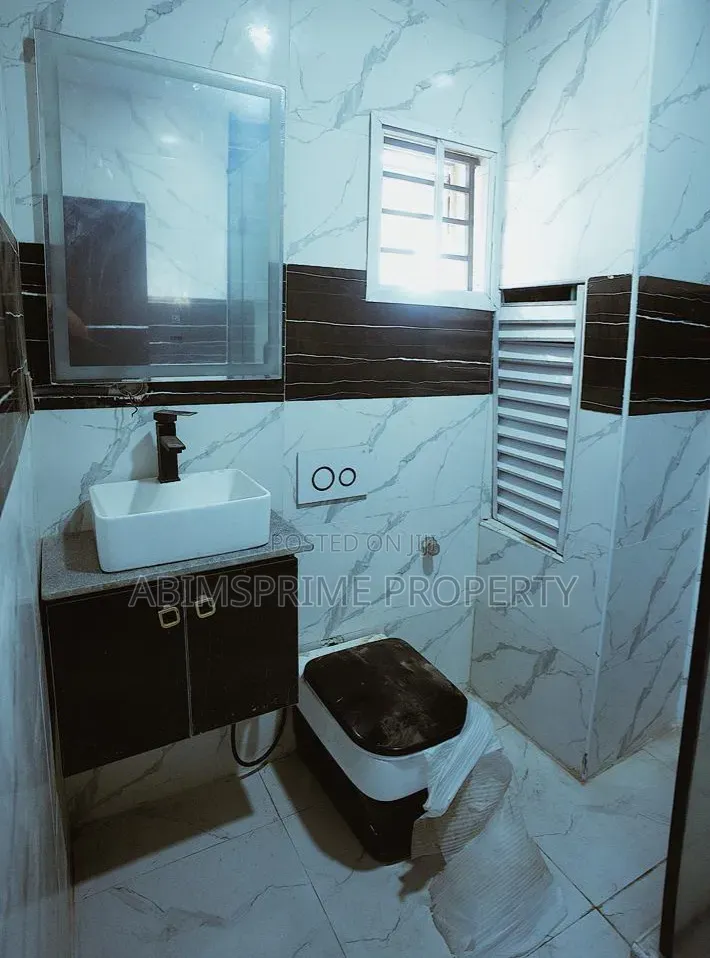 2bdrm Block of Flats in The Lauren Ashley, Lagos Island / Lagos Island in Lagos Island / Lagos Island