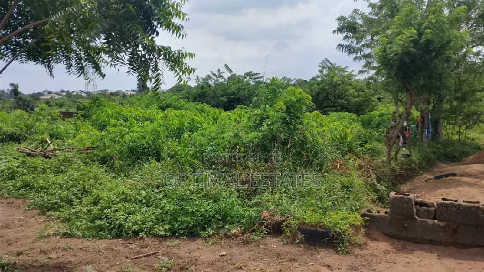 Land for Sale in Moniya