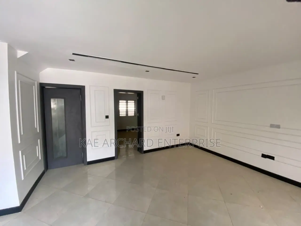 4bdrm Duplex in Life Camp for sale in Life Camp