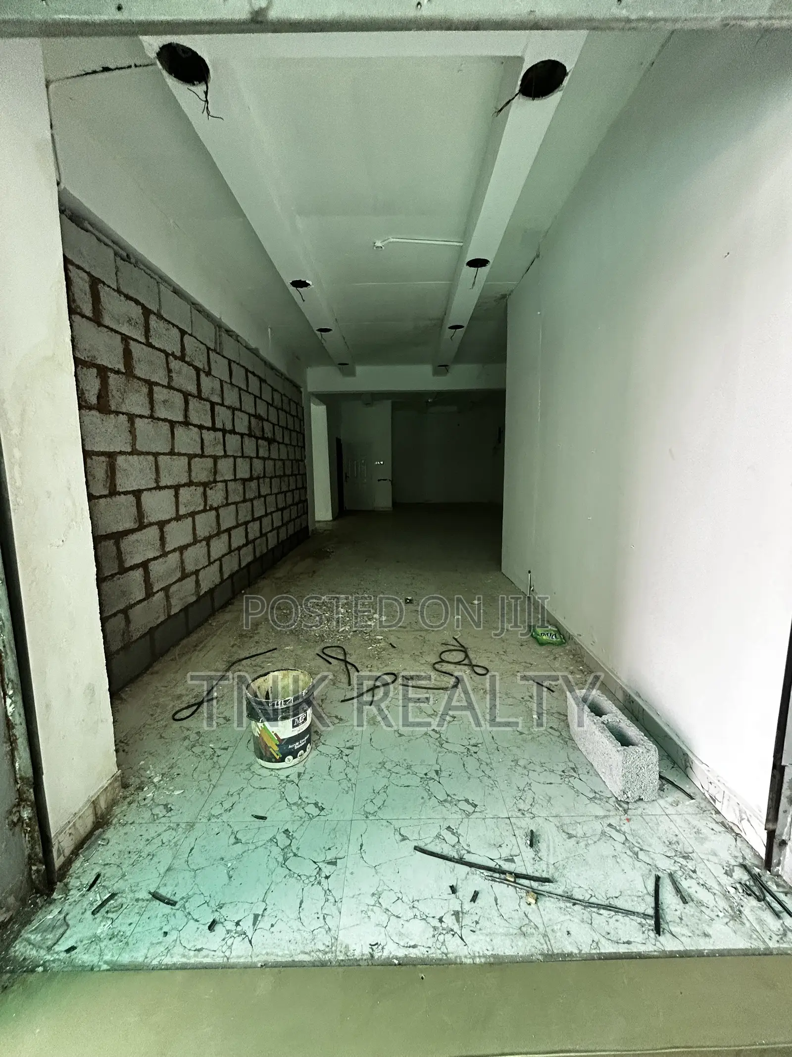 Shop/Office Space for Rent in Wuse 2