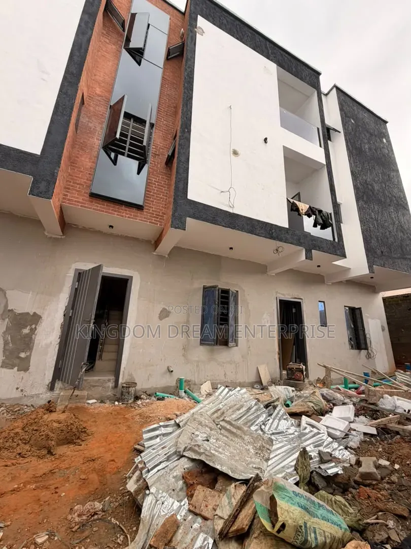 3bdrm Apartment in Magodo Phase 2 Gra for sale in GRA Phase 2 Shangisha