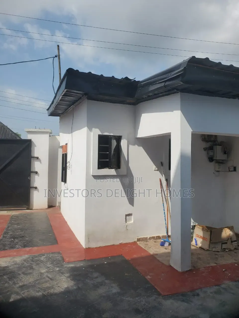 4bdrm Duplex in Oshimili North for sale in Oshimili North