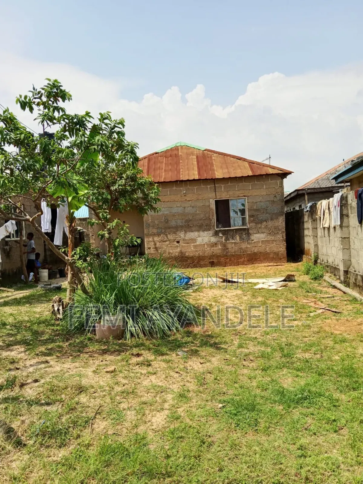 Furnished 2bdrm Bungalow in Igbogbo Estate for sale in Igbogbo
